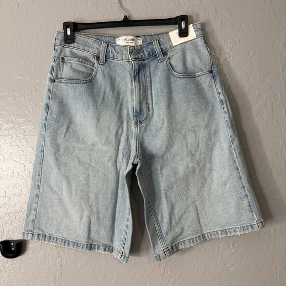 Hollister Mens Super Baggy Jean Short, 33 - Picture 1 of 6